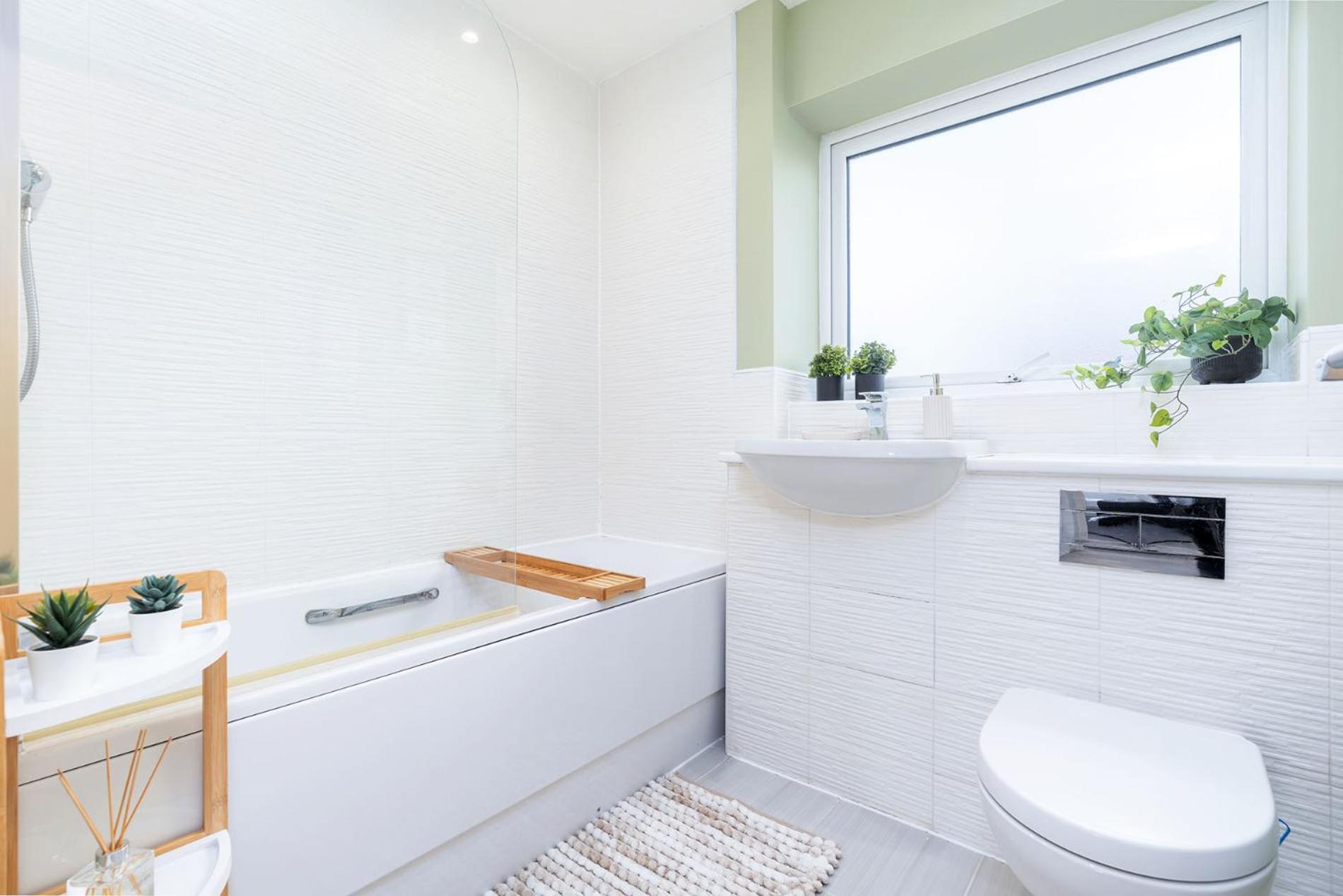 6 Guests - 3 Bedrooms - Free Wi-Fi - Manchester Extérieur photo