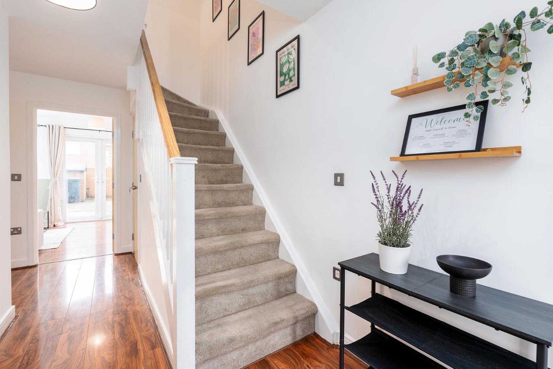 6 Guests - 3 Bedrooms - Free Wi-Fi - Manchester Extérieur photo