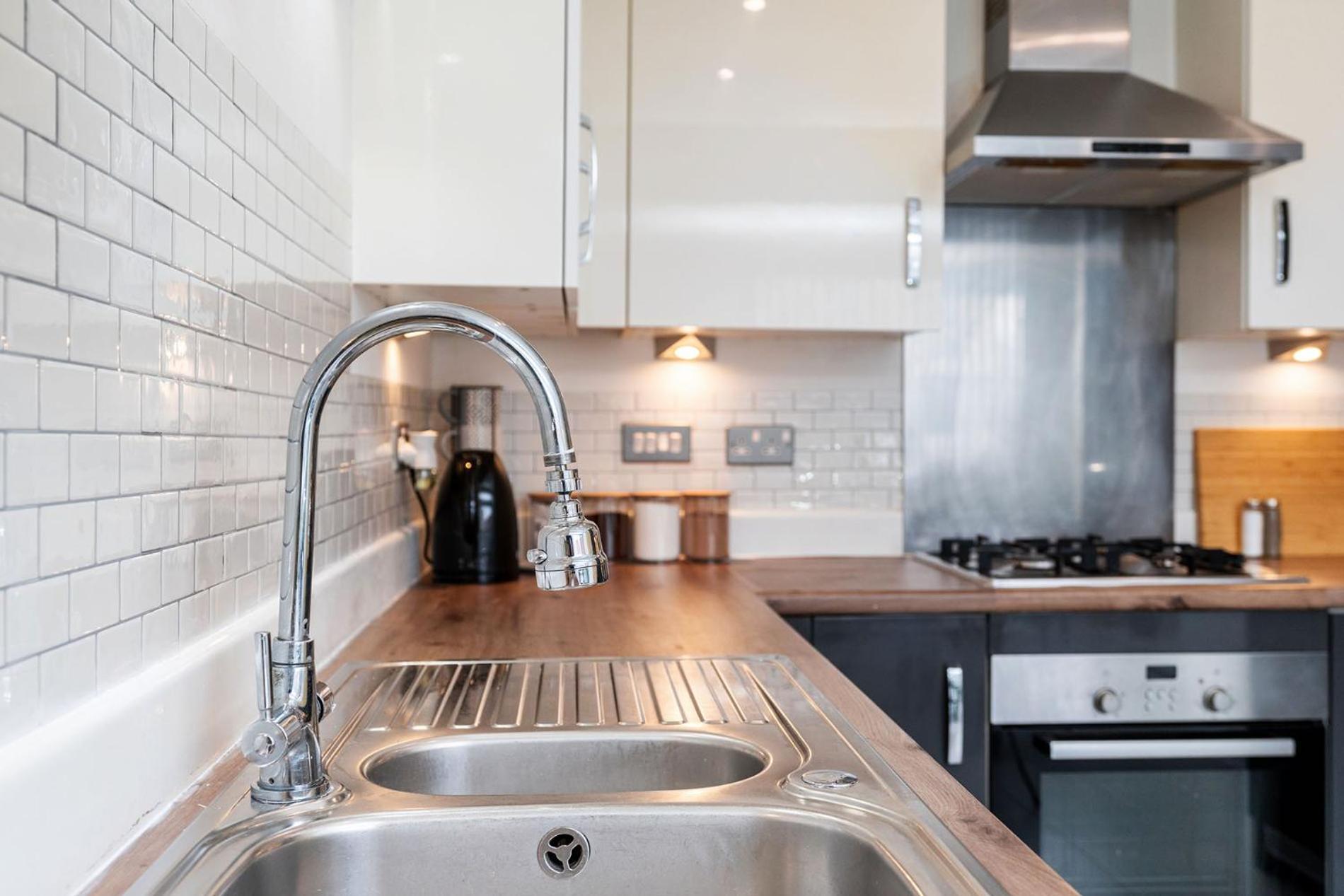6 Guests - 3 Bedrooms - Free Wi-Fi - Manchester Extérieur photo