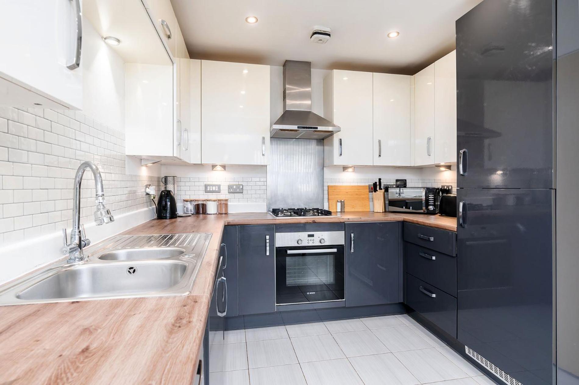 6 Guests - 3 Bedrooms - Free Wi-Fi - Manchester Extérieur photo