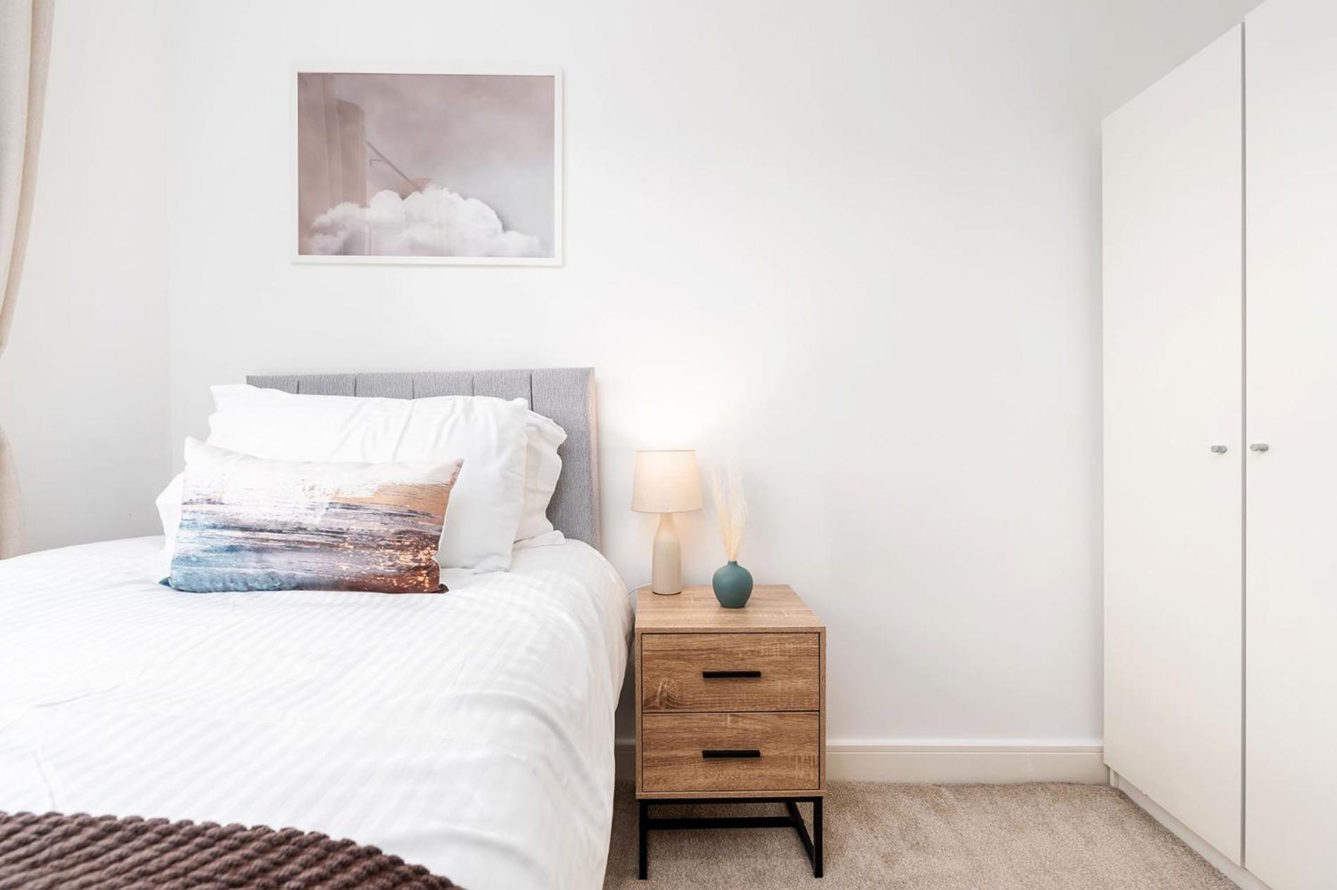 6 Guests - 3 Bedrooms - Free Wi-Fi - Manchester Extérieur photo